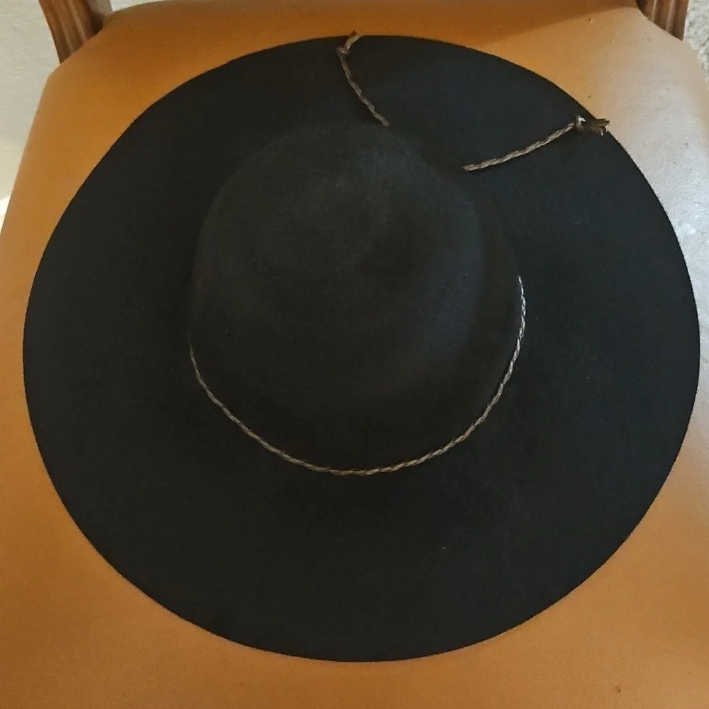 ADORA Black Felt Wide Brim Floppy Wool Hat